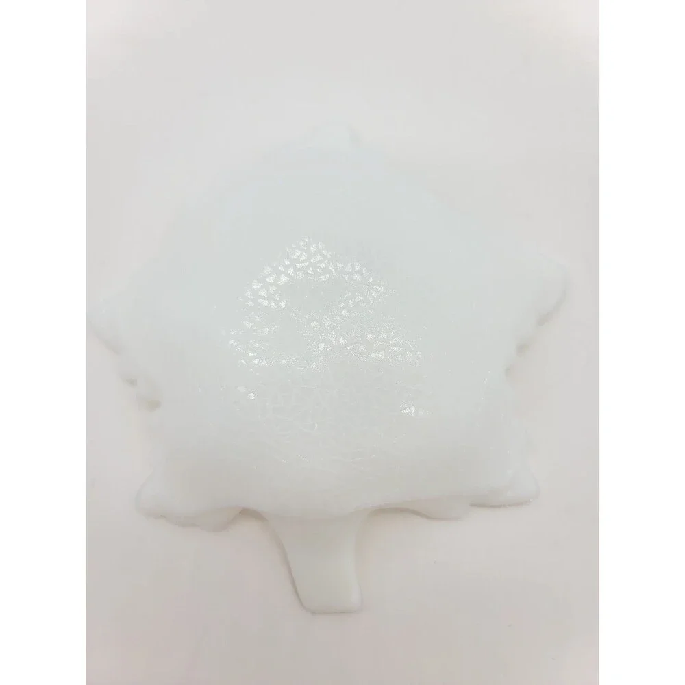 Vintage Westmoreland Milk Glass Maple Leaf Dish